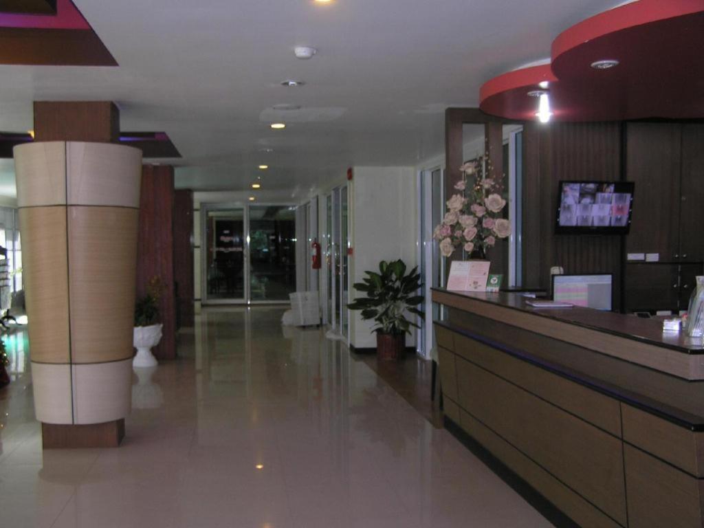 The Impress Khonkaen Hotel Khon Kaen Esterno foto
